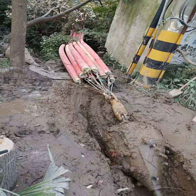 雁峰拖拉管